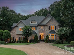 1122 Dobson Dr, Waxhaw, NC 28173