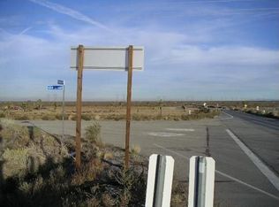 28401 263rd St E, Llano, CA 93544