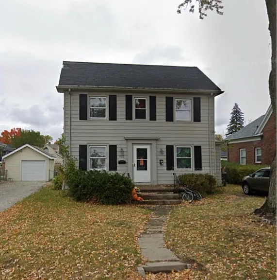 1119 Clara Ave — Photo 1