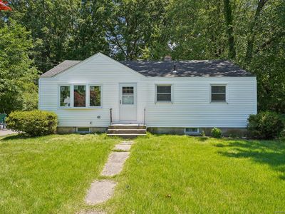 8 Mayfair Rd, Bloomfield, CT, 06002