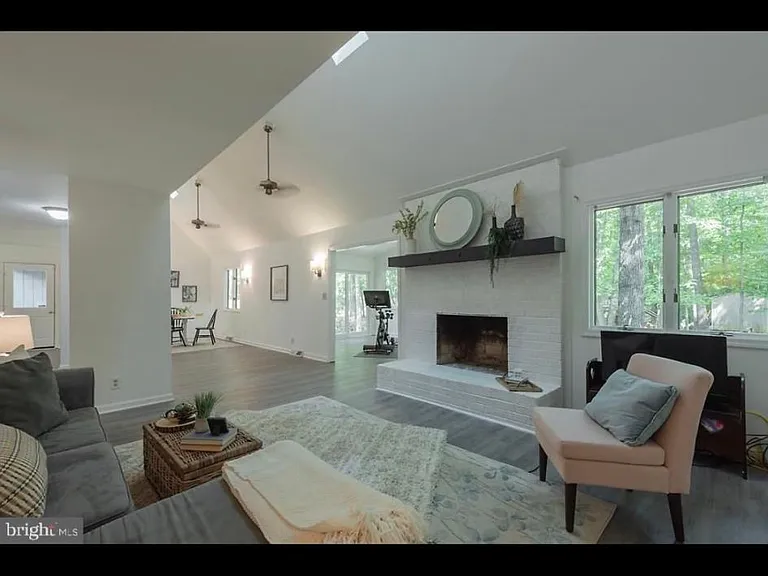 1 Tallwood Trl — Photo 37