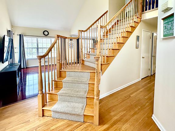 3rd image of 29 Port Mercer Rd