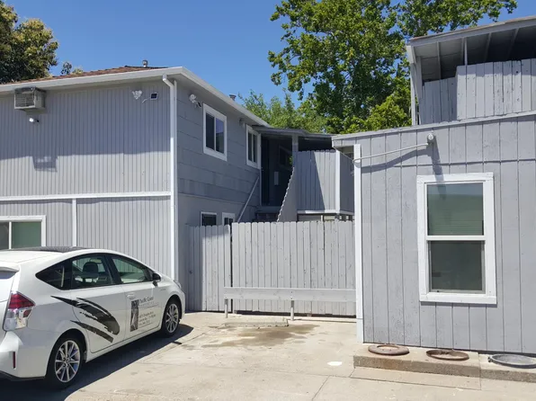 2553 Lexington St, Sacramento, CA 95815