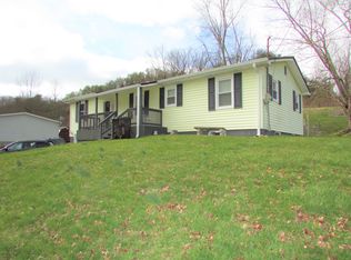 138 Indian Creek Rd, Elizabethton, TN 37643