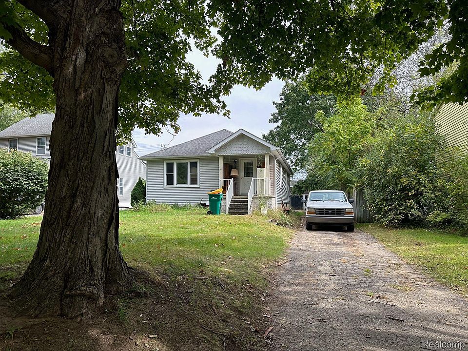 1st image of 23014 Lake Way