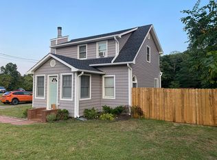 435 Middle Rd, Riverhead, NY 11901