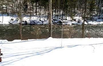 4th image of 539 Towpath Rd