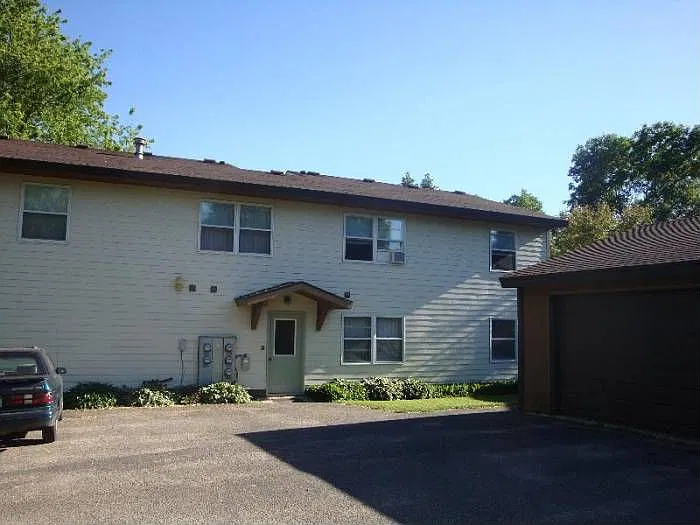 rear/ garage