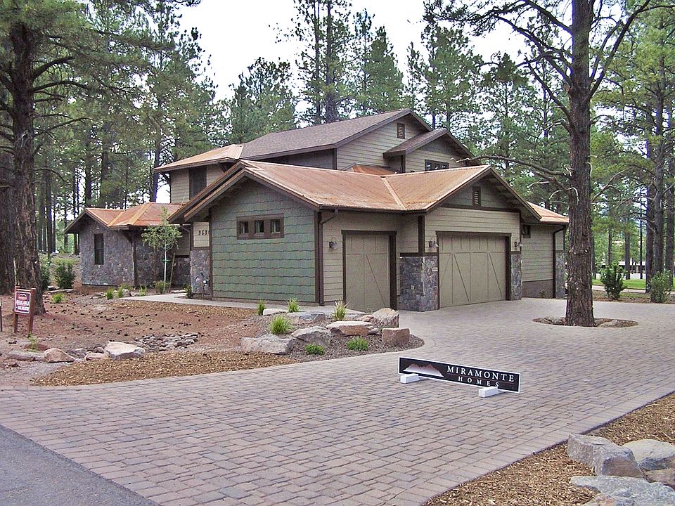 Overlooks the 6th Green