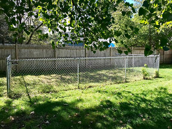 4th image of 20 Putman Ave