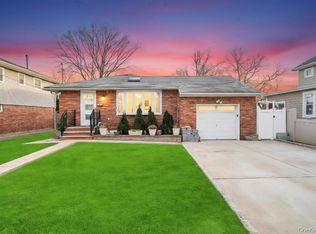 1810 N Jerusalem Road, North Bellmore, NY 11710