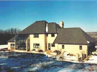 2543 E 150th Rd, Peru, IL 61354