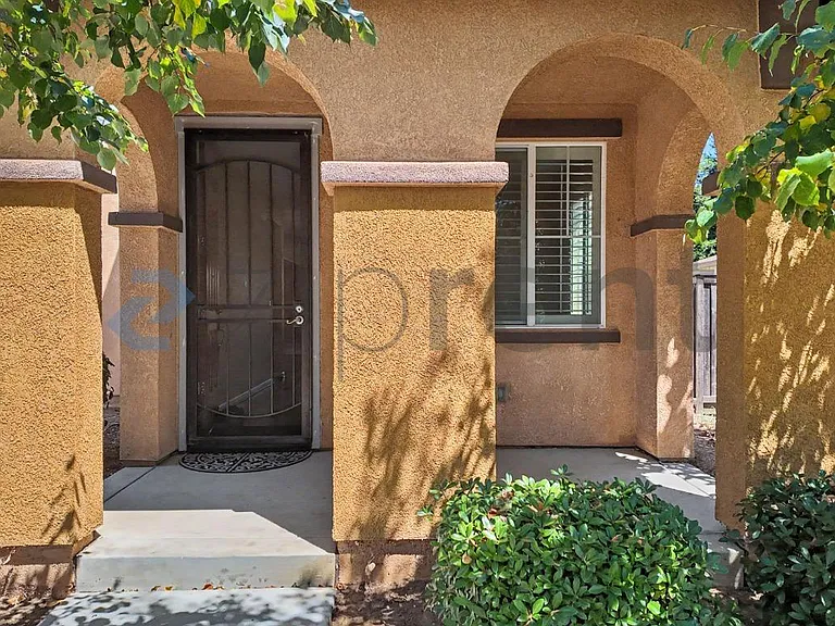9749 Shanelyn Way — Photo 5