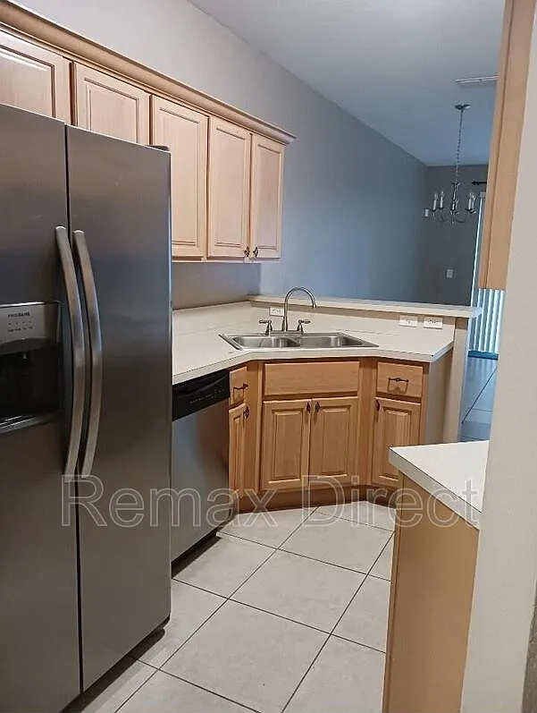 3 bed, 2.0 bath, $2,475 — Photo 2