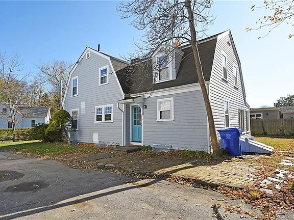 3rd image of 36 Pavilion Ave