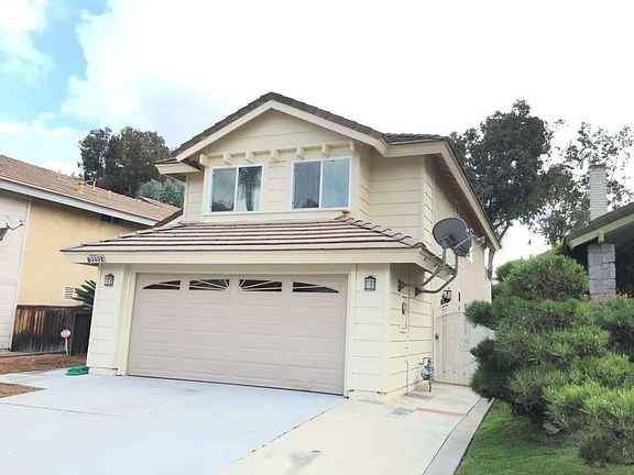 3rd image of 3233 Oakleaf Ct