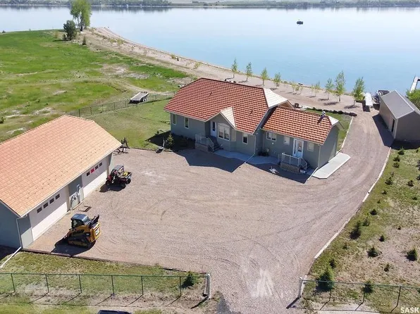 400 Lakeshore DRIVE, Wee Too Beach, SK S0G 1C0