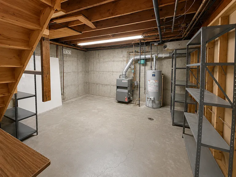 240 Ridgefield Rd #1 — Photo 23