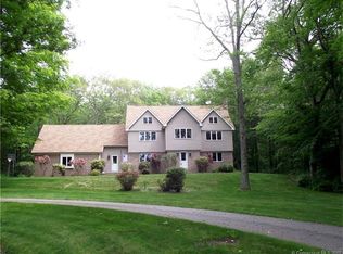 90 Valley Dr, Salem, CT 06420