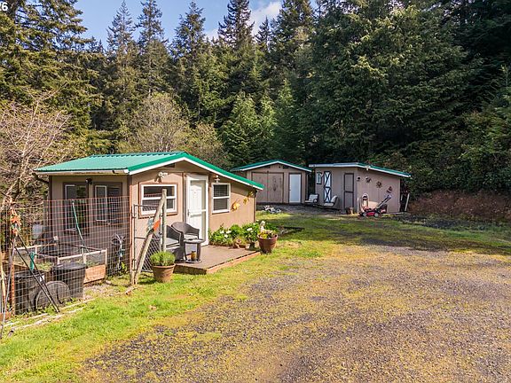 5th image of 93490 Fir Rd