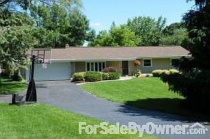 1st image of 205 S Oakridge Dr
