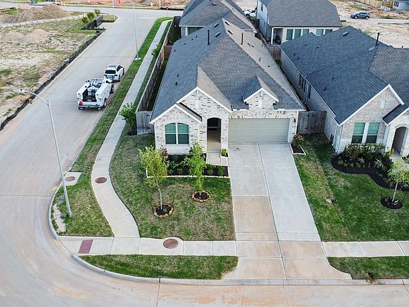 2nd image of 42533 Summer Crest Rd
