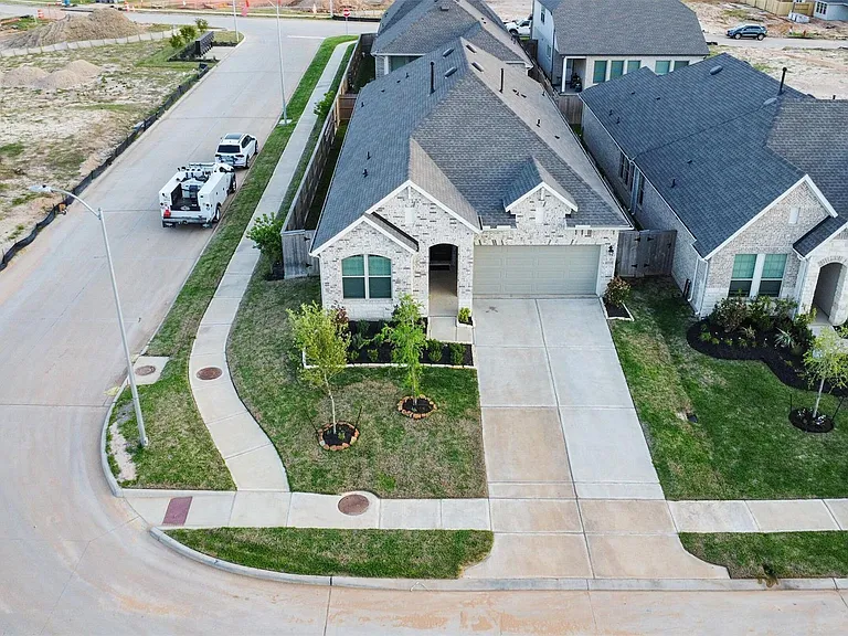 42533 Summer Crest Rd — Photo 2