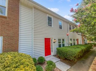 231 Chads Ford Way, Roswell, GA 30076