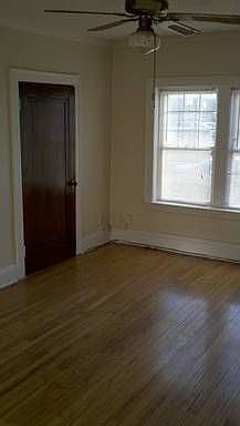 5th image of 1423 Riverside Dr APT 21