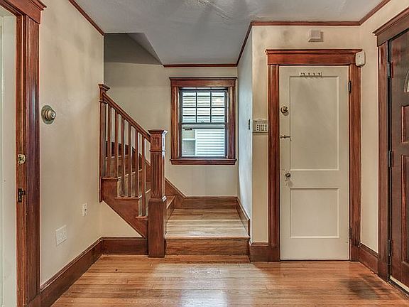 5th image of 222 Blue Hill Ave
