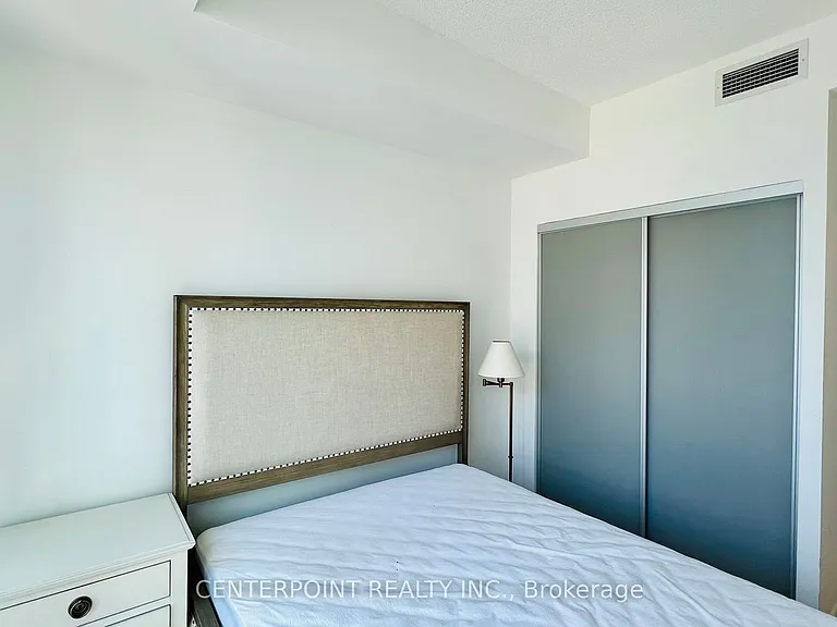199 Richmond St W #2803 — Photo 10