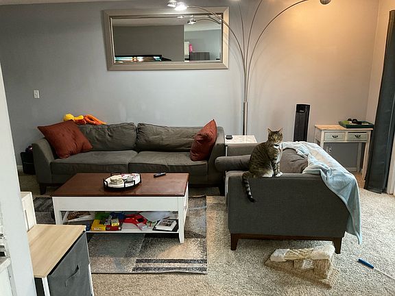 3rd image of 1660 City View Dr #44