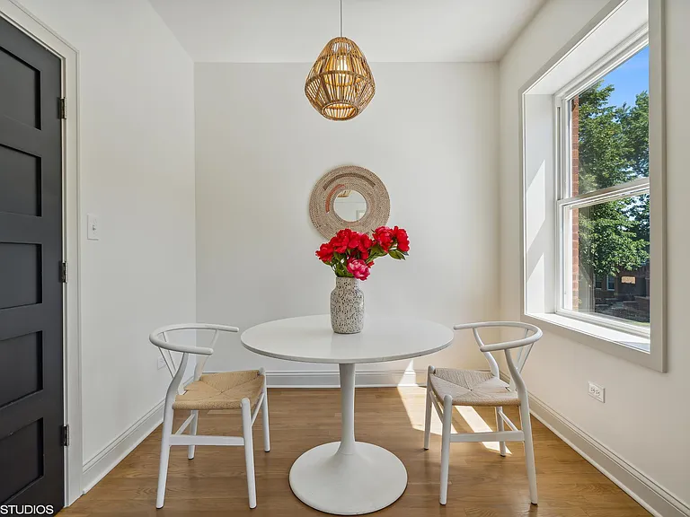 2941 N Lawndale Ave #2 — Photo 4