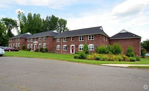 Williamsburg Apartments