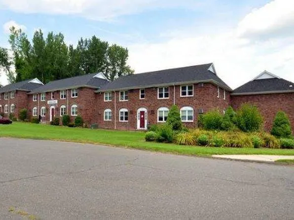 Williamsburg Apartments