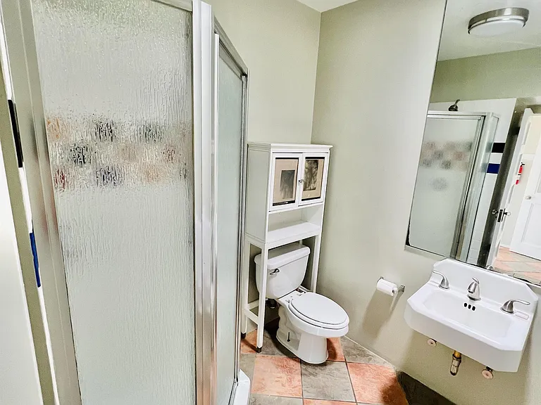 2803 Telegraph Ave — Photo 36