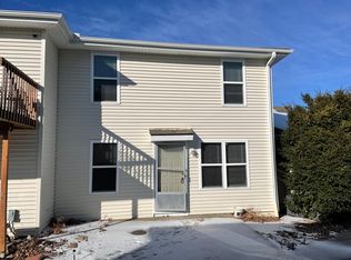 11006 NW Crooked Rd APT B, Kansas City, MO 64152