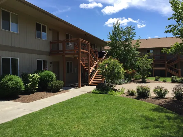 1015 SE 4th St APT 10, Bend, OR 97702