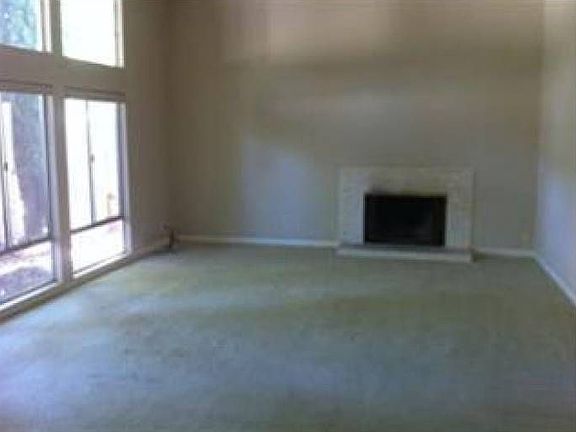 2nd image of 1144 Silver Lake Dr