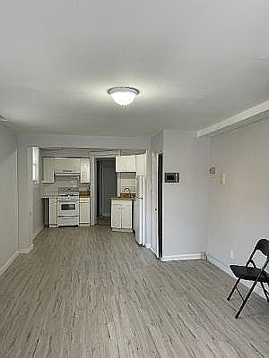 2nd image of 5733 Mosholu Ave #2