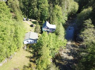 6890 Alvord Alley Rd, Grand Ronde, OR 97347