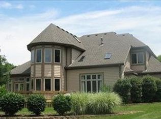 91 Earlsgate Rd, Beavercreek, OH 45440