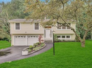 271 Cordial Rd, Yorktown Heights, NY 10598
