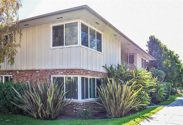 1st image of 118 E Sola St #136