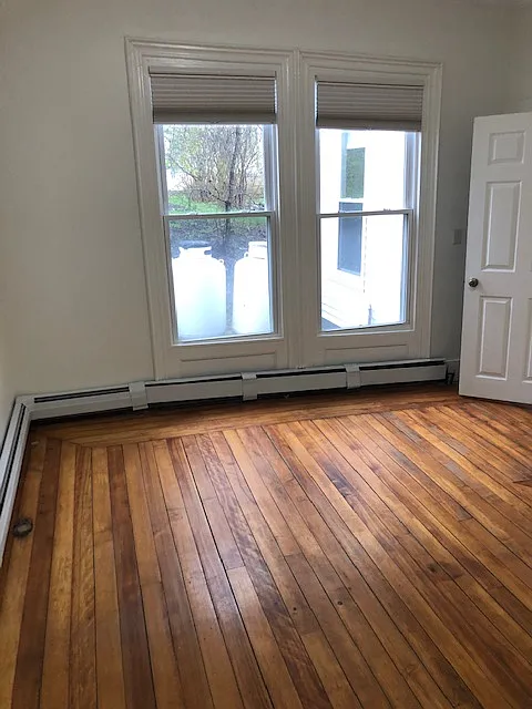 1 bed, 700 sqft, $1,500 — Photo 2