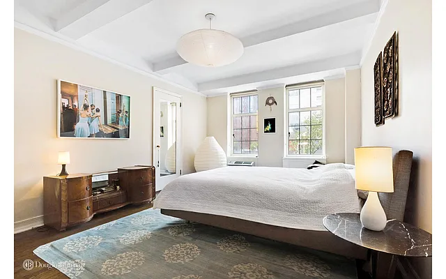 Rented by Douglas Elliman | media 4