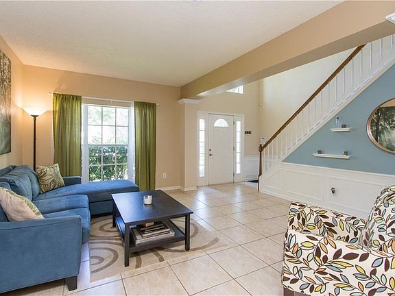 4th image of 861 Garden Glen Loop