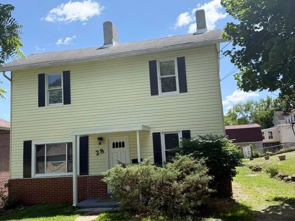 28 Zimmerman St, Pittsburgh, PA 15210