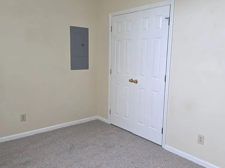 6330 Greycliff Dr — Photo 11
