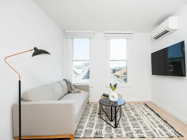 108-09 Rockaway Beach Dr #B, Rockaway Park, NY 11694